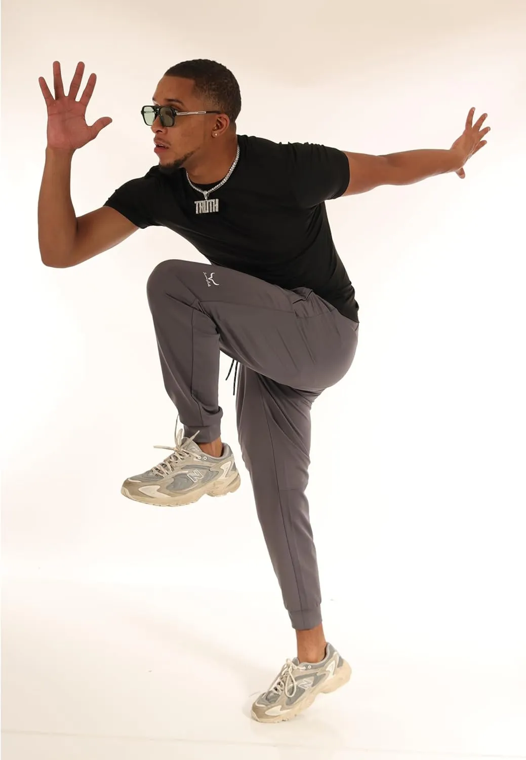 SCREENSHOT-Running Pants 4202 Sports Premium Pants Engineered, Flexibility, and Performance for Athletes of All Levels