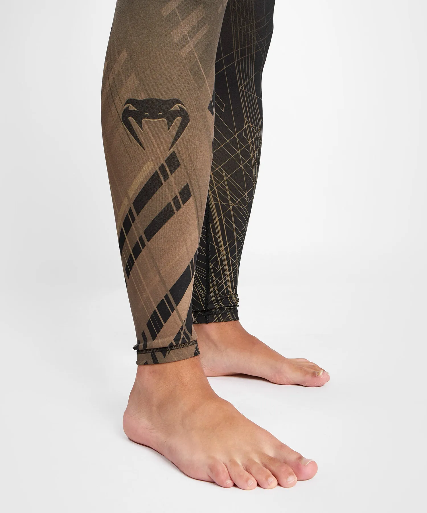 Venum Gorilla Jungle Spats - Black/Sand